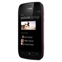 Nokia Lumia 710 schwarz fuchsia